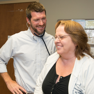 patient-in-office patient seeing doctor