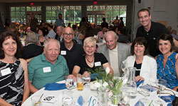 Image of people at the Refelctions Dinner and Auction